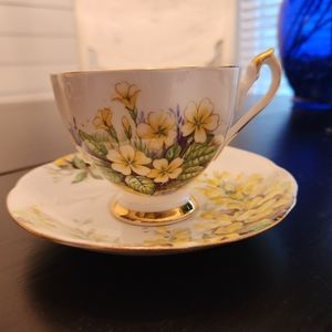 Fine Bone China Tea Cup & Saucer